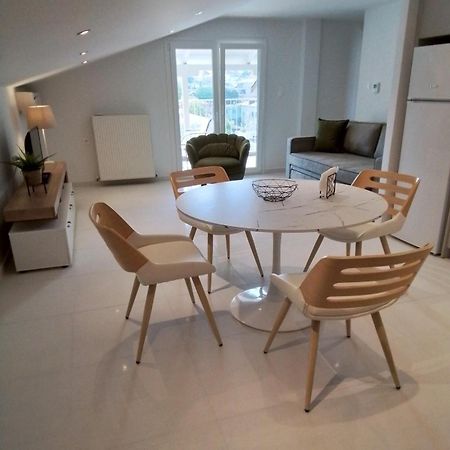 Kallikratia Suites 1 Nea Kallikrateia Exteriör bild
