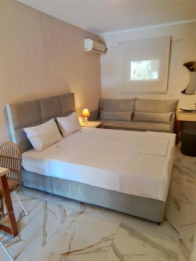 Kallikratia Suites 1 Nea Kallikrateia Exteriör bild